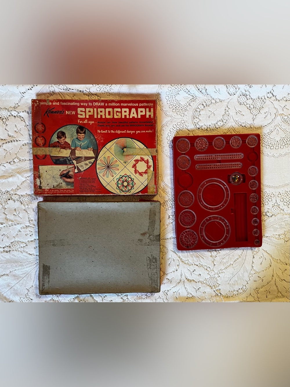 Vintage 1960s Spirograph Set
